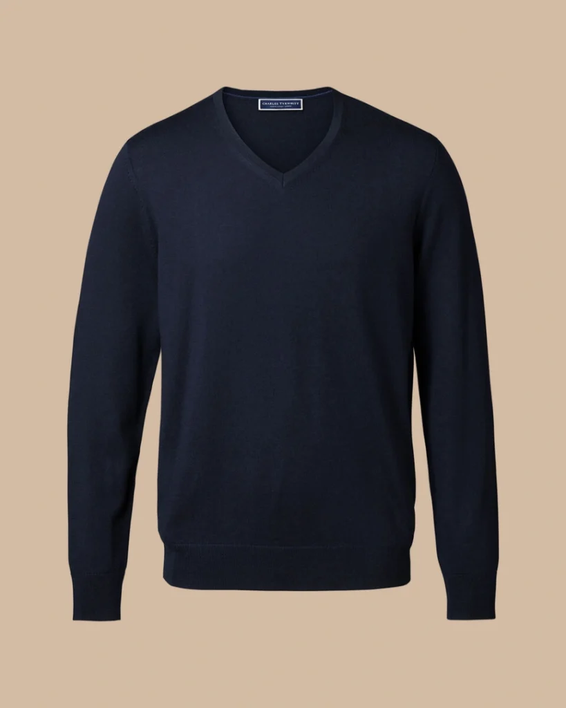 Old Money Style Navy V neck sweater