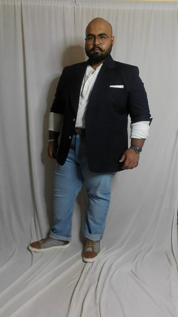 Super 140s Merino Wool Navy Blazer styled with Henley and Jeans