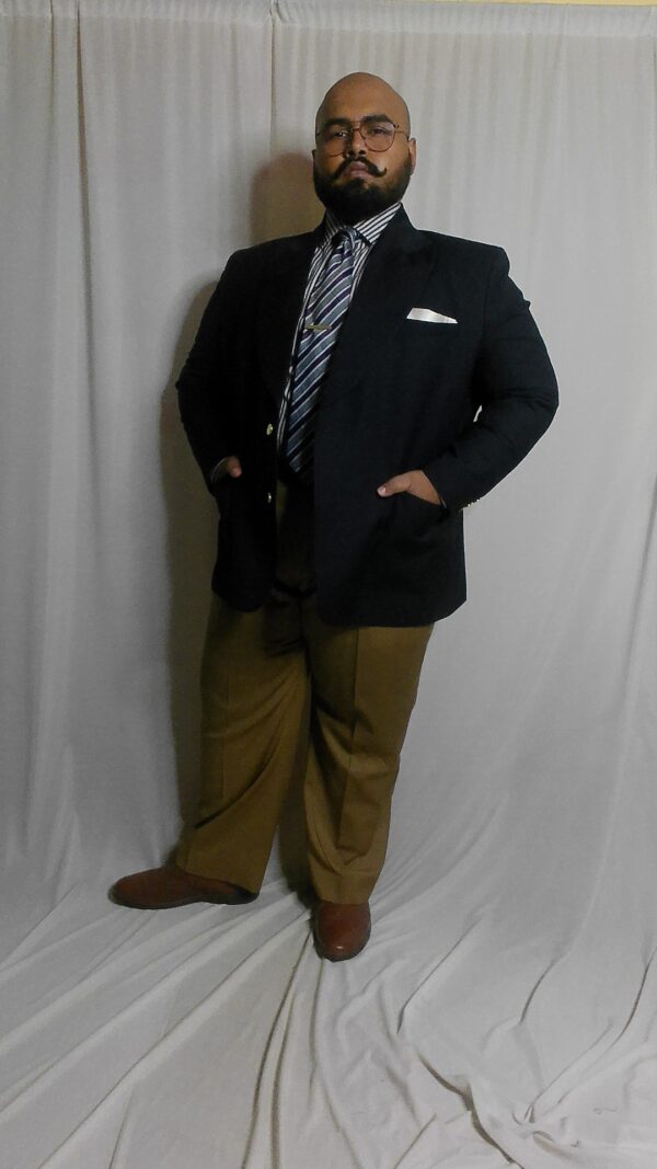 Super 140s Navy Blazer Styled formally